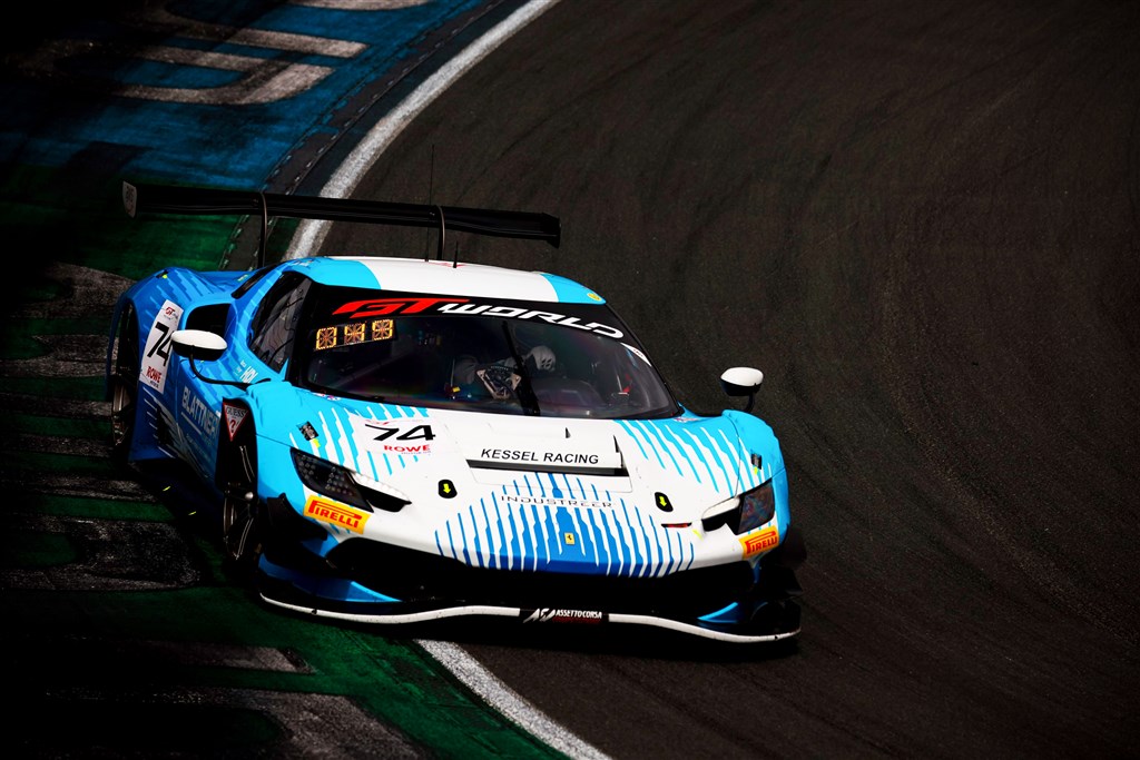 Conrad Laursen kan sikre GT World Challenge-titel i Barcelona.
(Foto: SRO Motorsports Group)